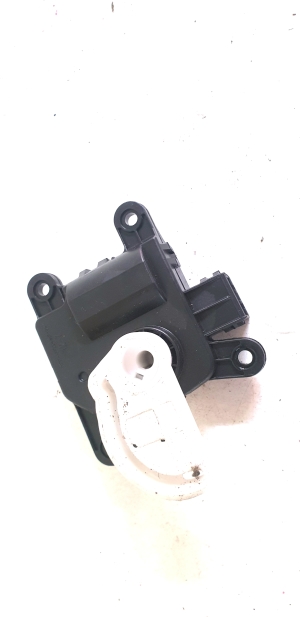 Kia Sorento (2009–2014) Stellmotor Heizungsklappe H40073-0880 - 2