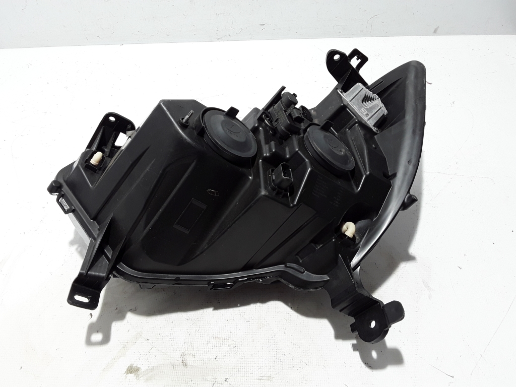 Used RENAULT Master Headlights 260105567R