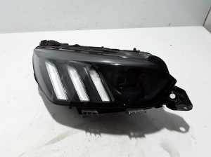Headlight - 9841641980