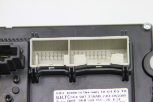 Volkswagen Tiguan (2007–2016) Heater control panel 3C8907336AB - 4