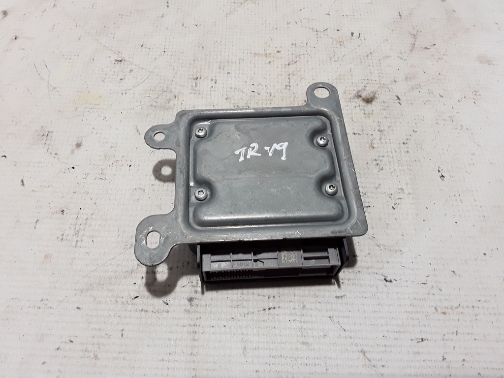 Used RENAULT Trafic Airbag module 985104418R