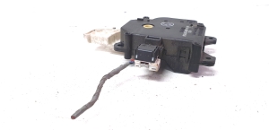 TOYOTA RAV 4 A3 (2005–2012) Salongi soojenduse klapi mootor PLS063800-0181 - 2