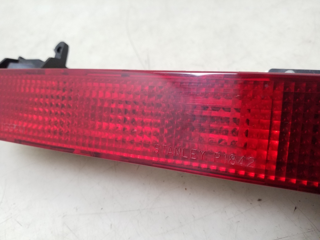 NISSAN X-Trail T30 (2001-2007) Rear cover light 24960692