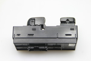 NISSAN Juke F15 (2010–2018) Front door glass switch 254111KA5A - 3