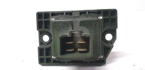 Hyundai i40 (2011–2026) Cabin shoulder motor resistance - 2