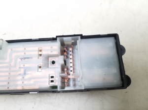 NISSAN X-Trail T30 (2001–2007) Front door glass switch - 3