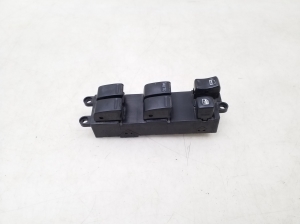 NISSAN X-Trail T30 (2001–2007) Front door glass switch - 6