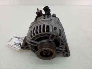 TOYOTA Corolla (2001–2007) Alternator 270600D030 - 2