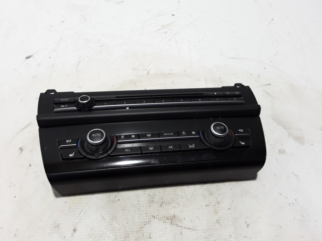 BMW 5 Series F10/F11 (2009-2017) Climate  Control Unit 9306153 21001530