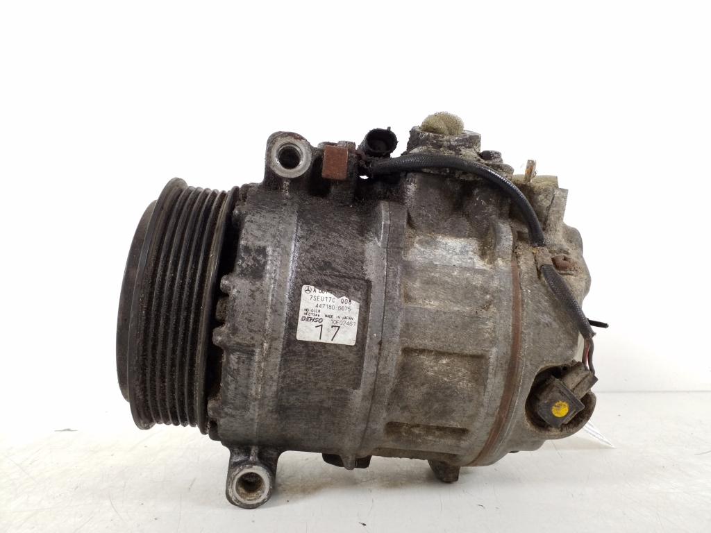 Used Mercedes Benz Viano Air conditioner compressor A0012301711