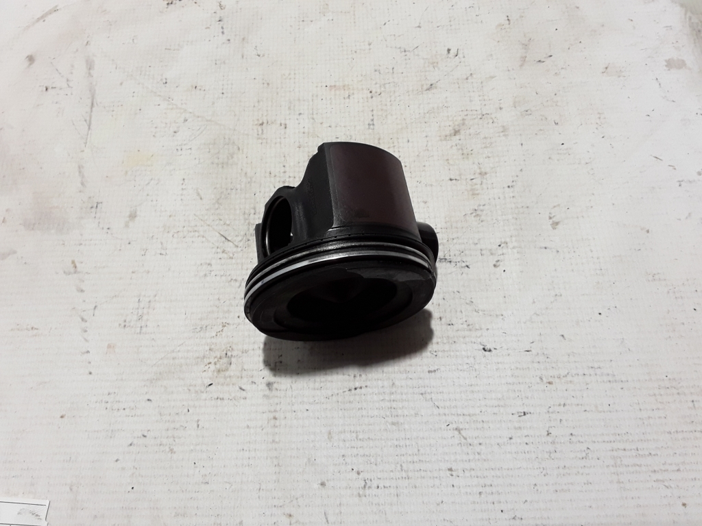 MERCEDES-BENZ E-Class W213/S213/C238/A238 (2016-2024) Piston 