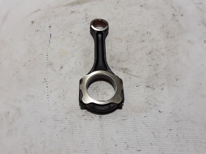  Connecting rod 