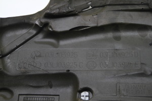 Volkswagen Passat B7 (2010–2014) Engine cover 03L103925 - 2