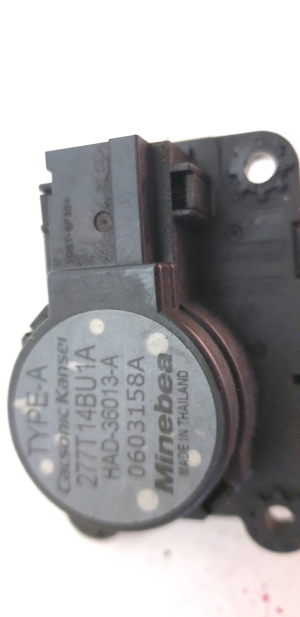 NISSAN X-Trail T32 (2013–2021) Stellmotor Heizungsklappe 277T14BU1A - 2