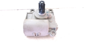 Kia Sportage (2016–2021) Stellmotor Heizungsklappe D267-NFFLA01 - 3