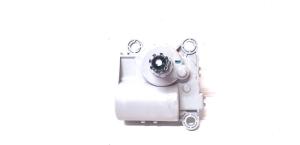 Kia Sportage (2016–2021) Stellmotor Heizungsklappe D332-NFFLA01 - 2