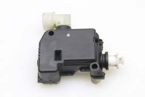 Verrou de bouchon de remplissage de carburant - 13501151