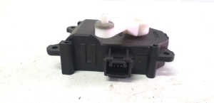 TOYOTA Yaris (2011–2020) Salongi soojenduse klapi mootor CZ113800-2810PLS - 2
