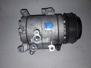  Air conditioner compressor 