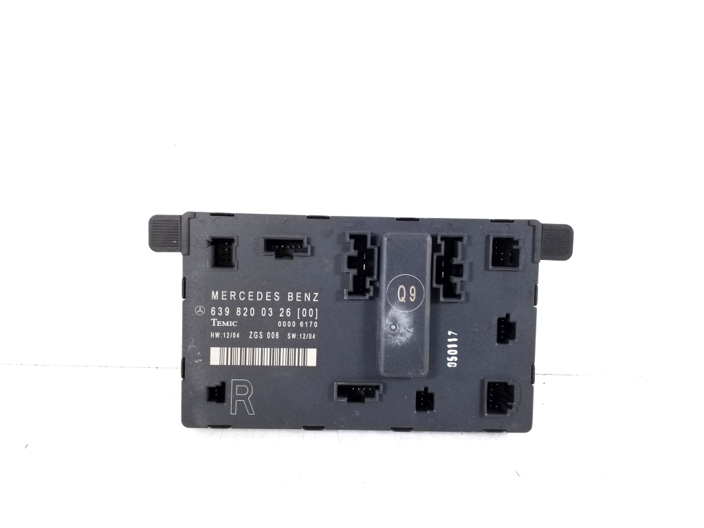 MERCEDES-BENZ Viano W639 (2003-2015) Front Right Door Control Unit A6398200326 21606495