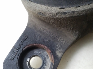 Subaru Outback (2009–2014) Mootoripadi 41022AG121 - 2