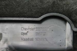 Chevrolet Cruze (2009–2015) Engine cover 55575551 - 3