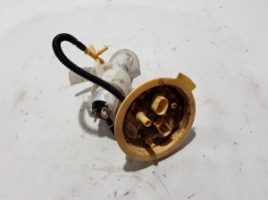 BMW 5 SERIES F11 (2010–2017) Kütusepump paagis 7260648 - 2
