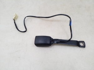 Subaru Outback (2009–2014) Priekšējā sēdekļa drošības jostas sprādze E034501 - 4