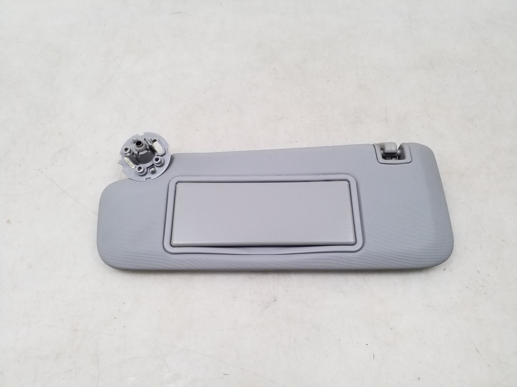 Used Opel Astra Sun visor