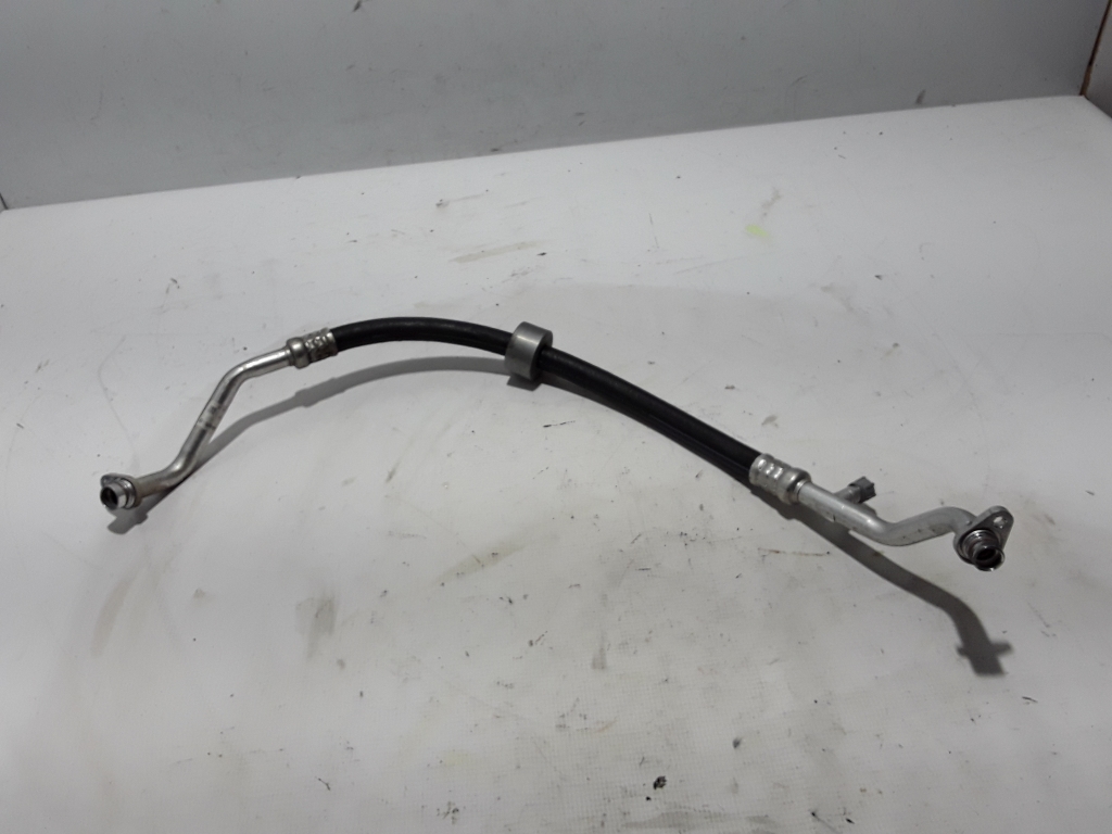 Used Dacia Duster Hose for air conditioning 924809444R