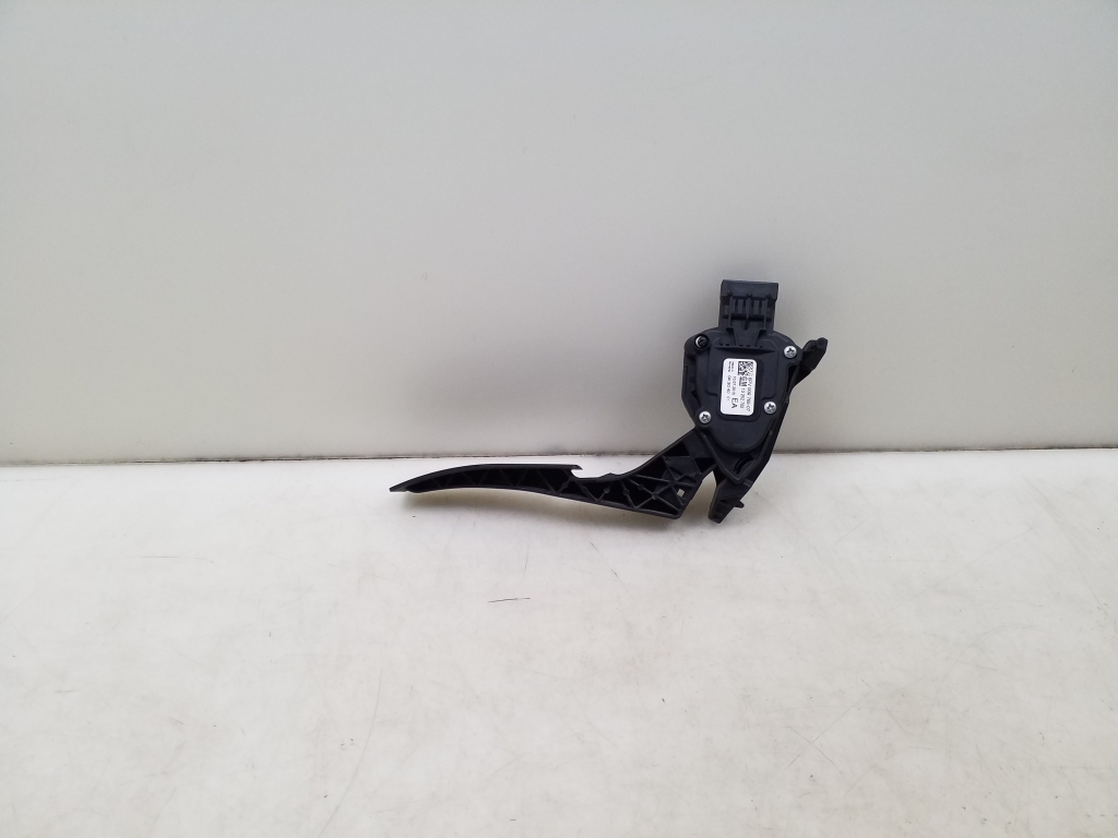 OPEL Astra J (2009-2020) Throttle Pedal 13252702 24962016