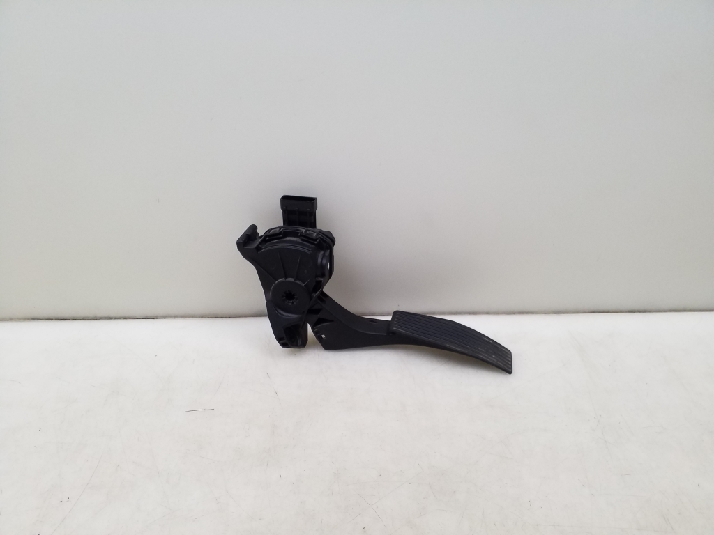 OPEL Astra J (2009-2020) Throttle Pedal 13252702 24962016