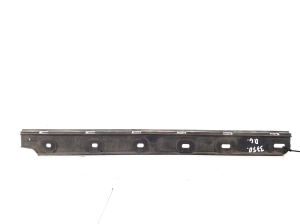  Rear bumper bracket 