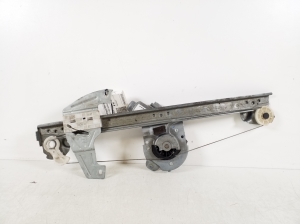 TOYOTA Aygo B 10 (2005–2014) Front door window regulator 69810-0H020 - 2