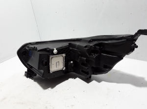 NISSAN NV 300 (X82) (2016–2026) Esituli 239.733-02 - 3