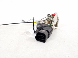 TOYOTA Aygo B 10 (2005–2014) Front door lock 69040-0H010 - 2