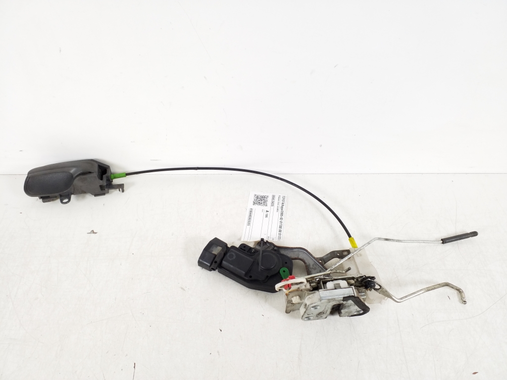 TOYOTA Aygo 1 generation (2005-2014) Front Left Door Lock 69040-0H020 18787950