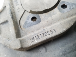  Rear hub stump without bearing 