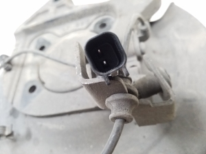  Rear hub stump without bearing 