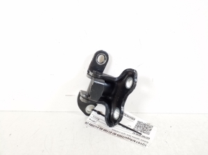   Tagumise küljeukse ülemine hing  - 68760-0H010 