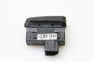 Opel Mokka (2012–2020) Parkimissüsteemi lüliti 95018465 - 4