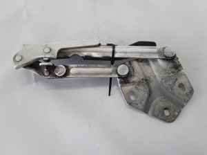 Volkswagen Caddy III (2004–2015) Hood hinge 1T0823302E - 4