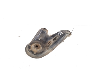 LEXUS RX (2003–2009) Front subframe bracket 51023-48030 - 2