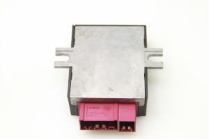 Steuergerät für Kraftstoffpumpe - 7371832