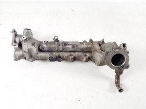  Intake manifold 