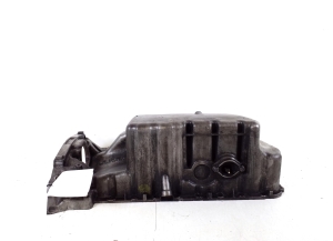 Mercedes Benz Vito 638 (1996–2003) Oil pan A1110141202 - 4