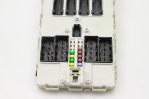 BMW 3 SERIES F31 (2011–2026) Kaitsmekarp salongis 9324781 - 3