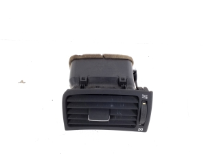 TOYOTA Avensis T25 (2003–2008) Dashboard air vent grilles 55660-05090 - 3