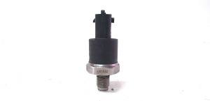  High pressure fuel line sensor 