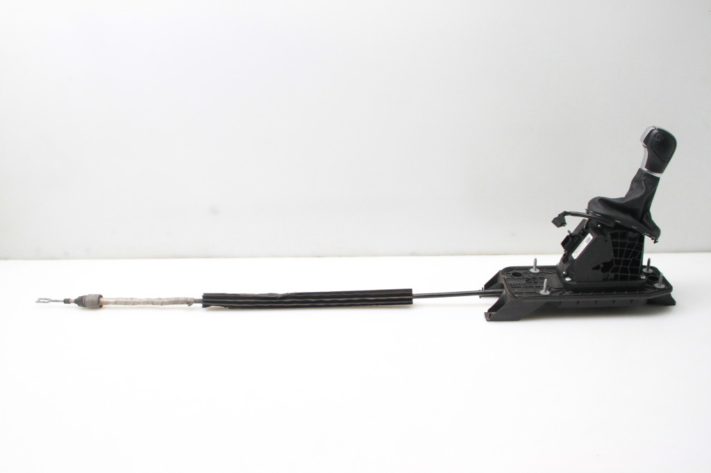 Volkswagen Passat B7 (2010–2014) Schaltmechanismus 5K0713061 Volkswagen Passat B7 (2010–2014) Schaltmechanismus 5K0713061